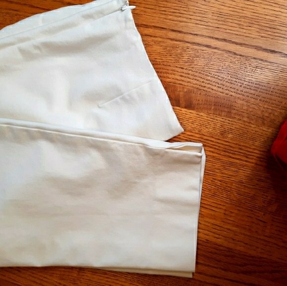 Lands' End - Mid Rise - Slim Leg White Pants Sz 10 - Picture 5 of 8